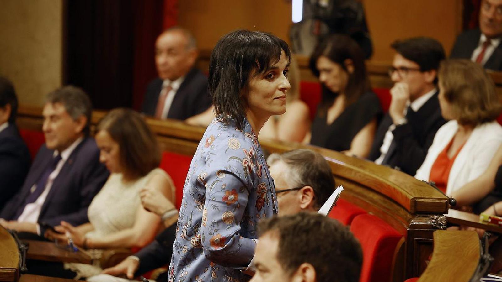 La líder de Aliança Catalana, Sílvia Orriols, en el Parlament, en una imagen de archivo. KIKE RINCÓN / EUROPA PRESS